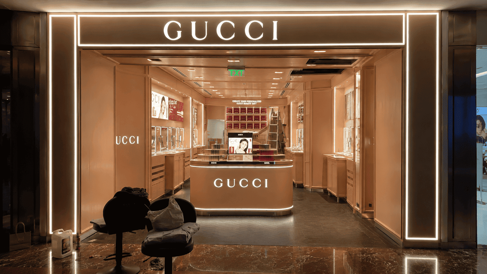 Gucci – Luxury Retail