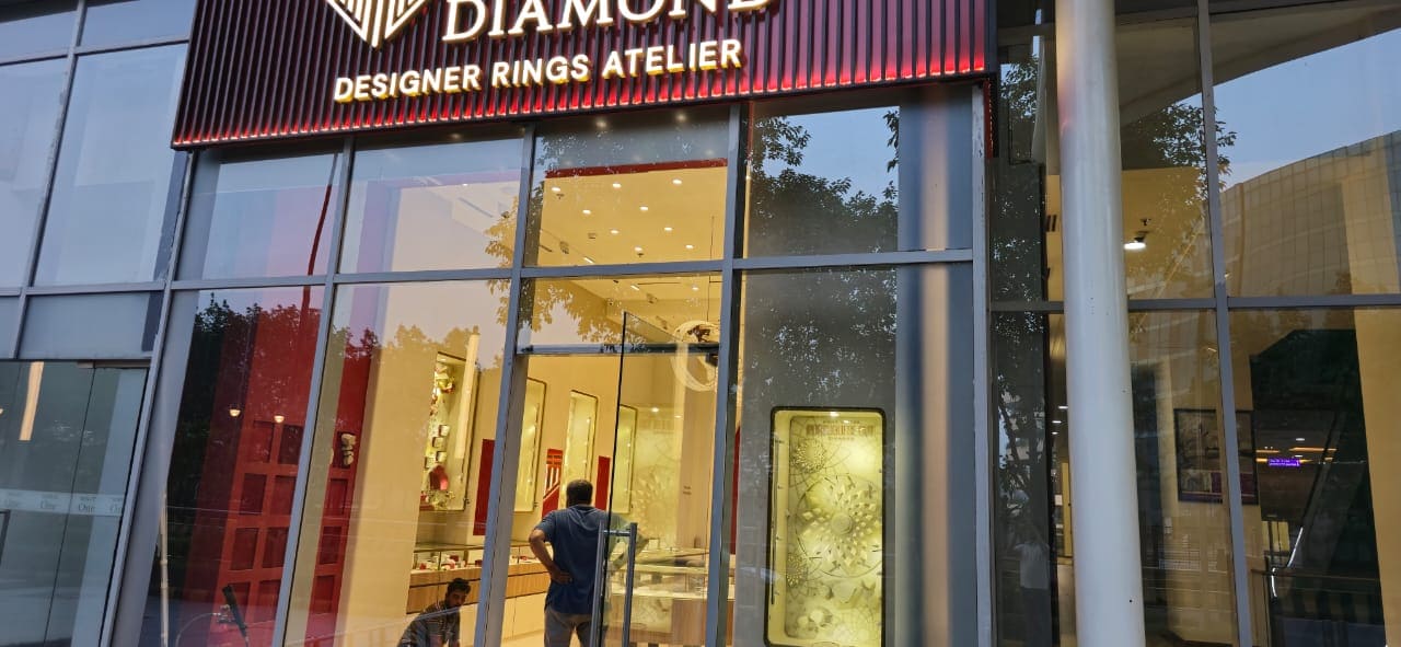 True Diamond – Luxury Jewelry Store
